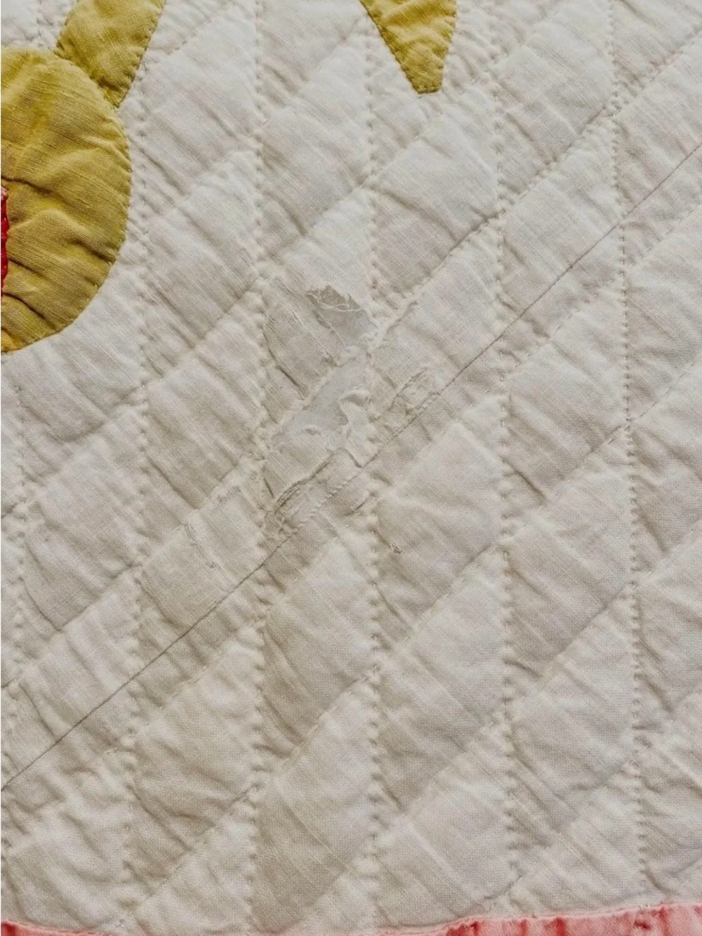 Antique Floral Tulip Quilt Top in Cream, Pink & Red